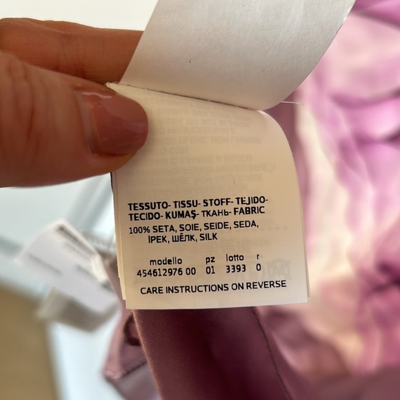 MAX MARA 100% silk scarf - Picture 6 of 9